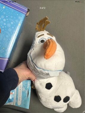 Scentsy Disney Olaf Plush - White with Orange Nose and Brown Twig Hair